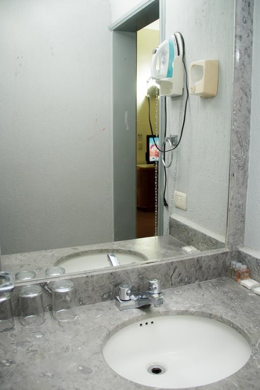 Guidi Hotel Linares Esterno foto