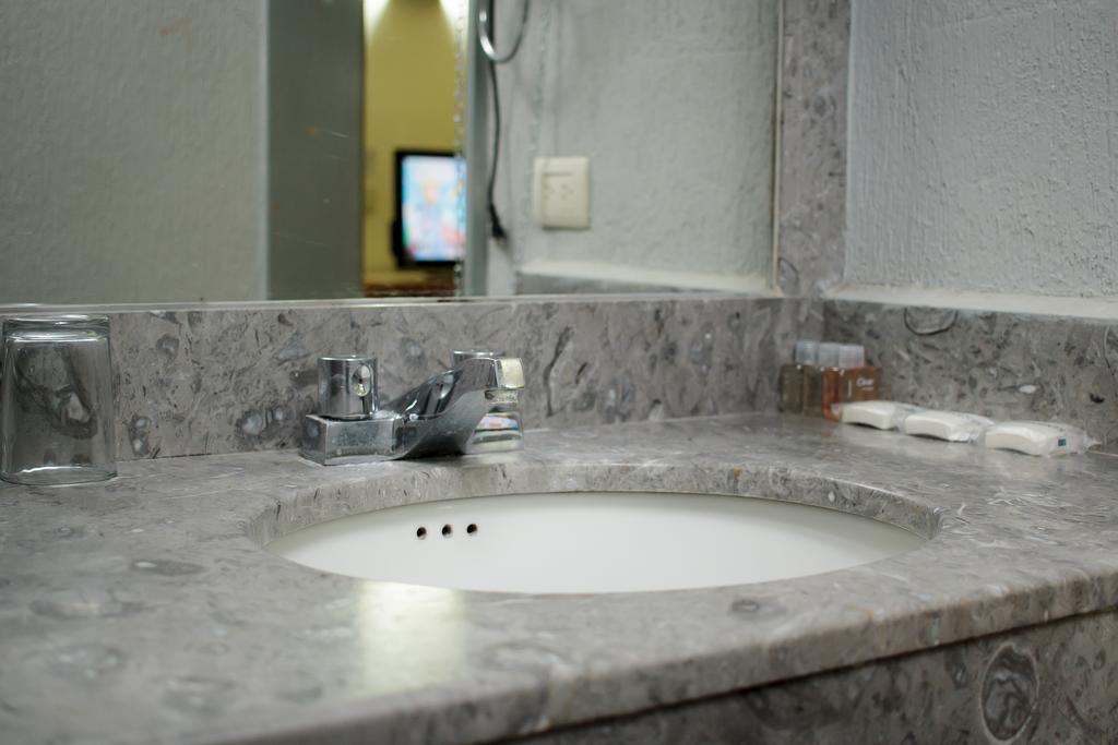 Guidi Hotel Linares Esterno foto