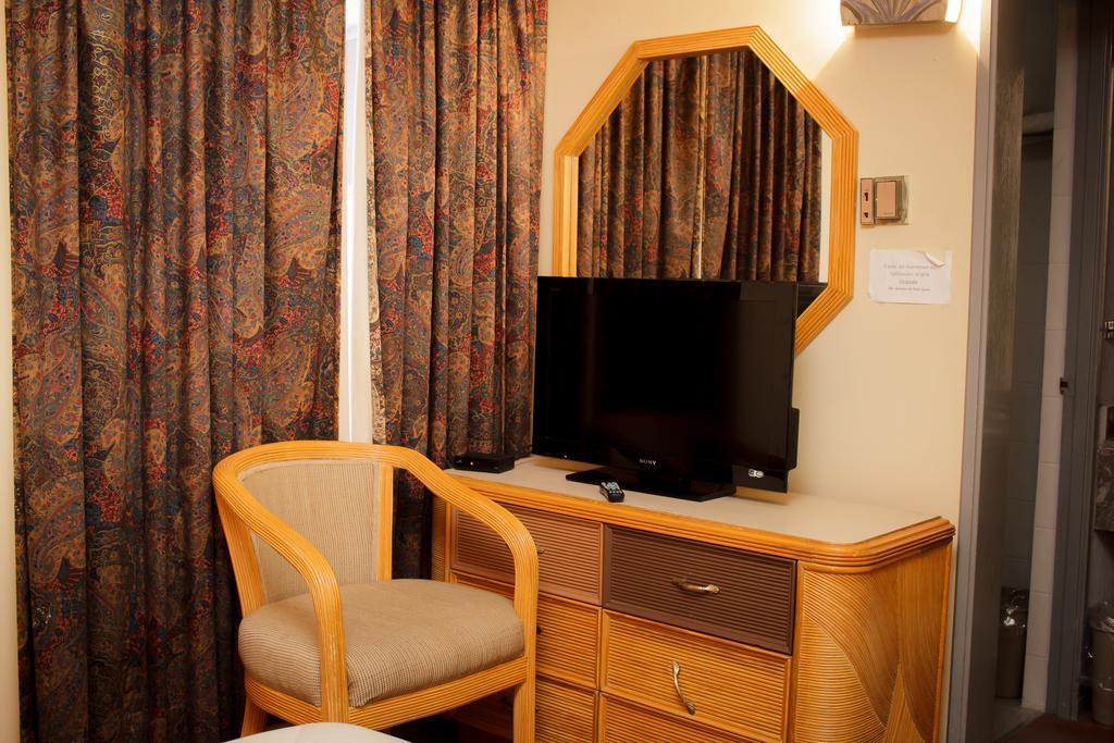 Guidi Hotel Linares Esterno foto