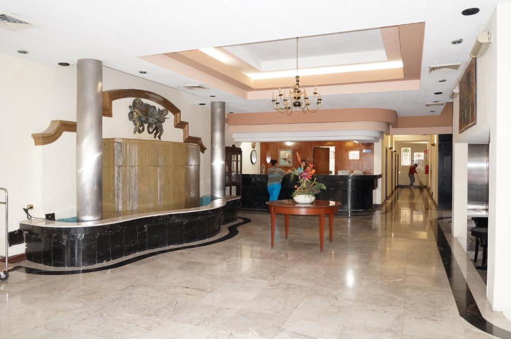 Guidi Hotel Linares Esterno foto
